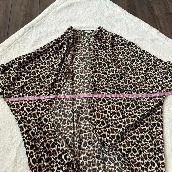 Women’s Oversized Leopard Print Open Front Kimono Mobwife Cover Up Top Small - Picture 5 of 8